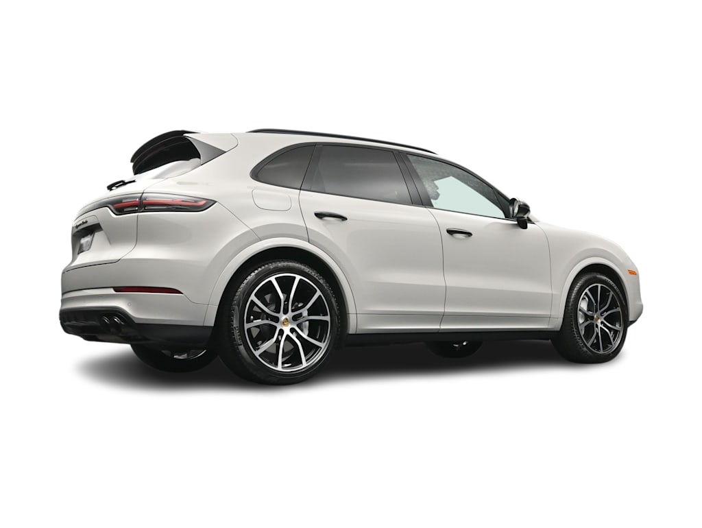 Thumbnail: 2021 Porsche Cayenne - 41