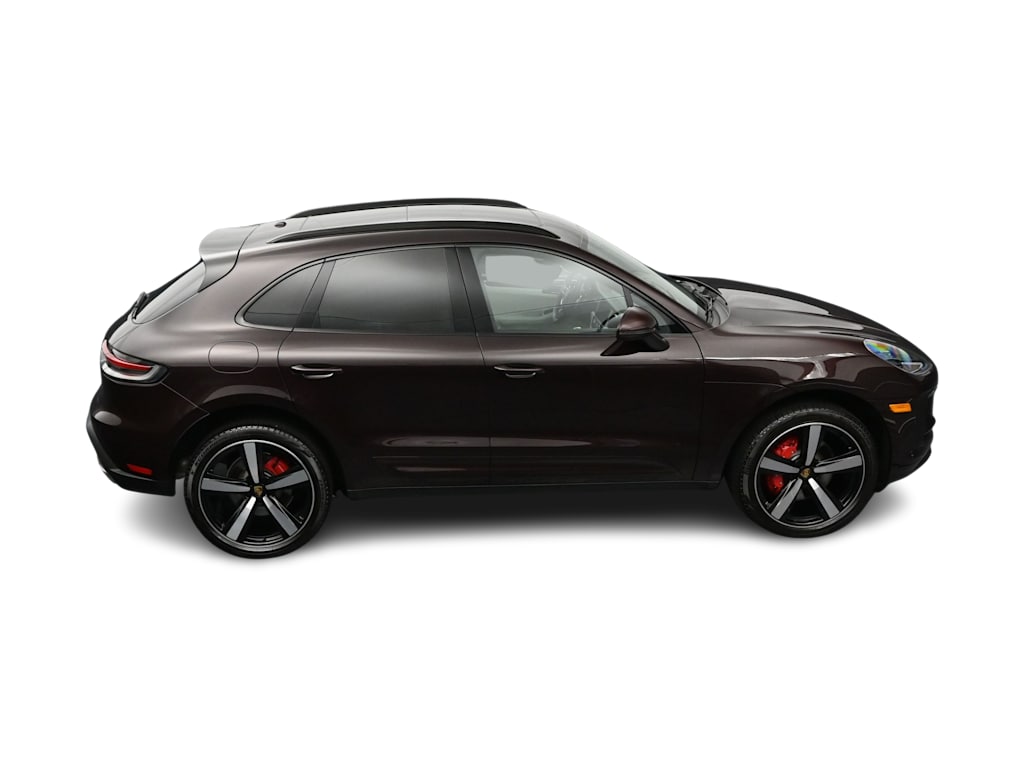 Thumbnail: 2026 Porsche Macan - 35