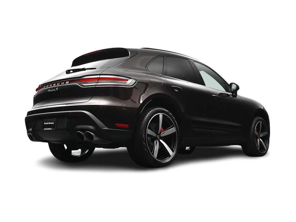 Thumbnail: 2026 Porsche Macan - 41