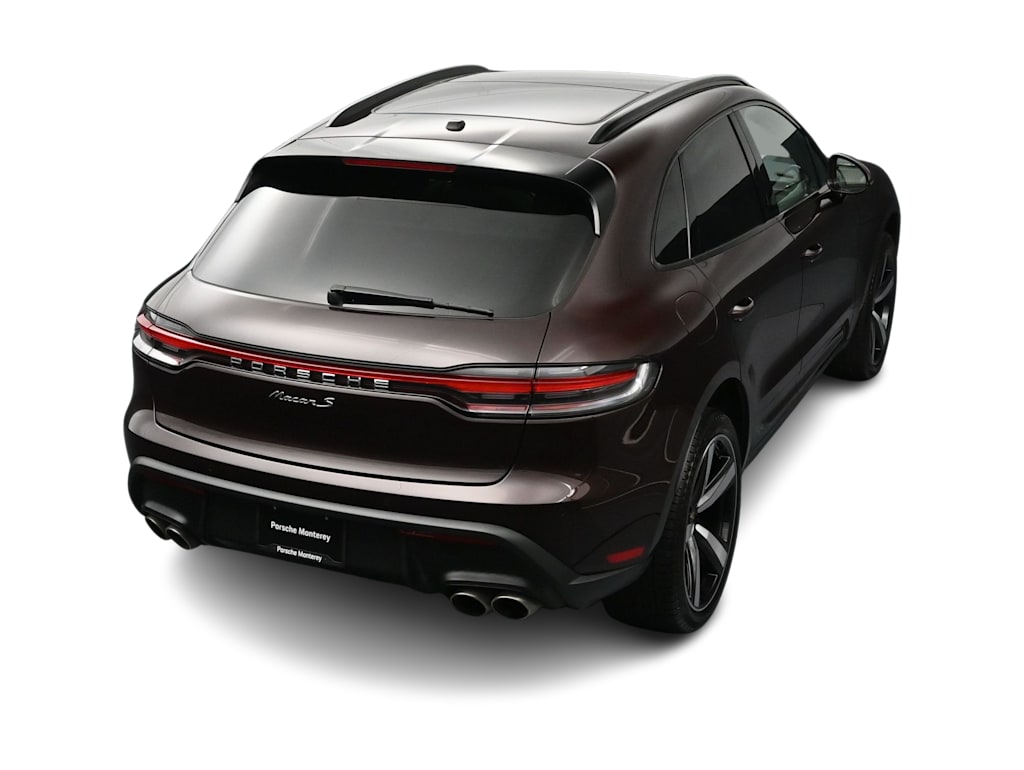 Thumbnail: 2026 Porsche Macan - 33