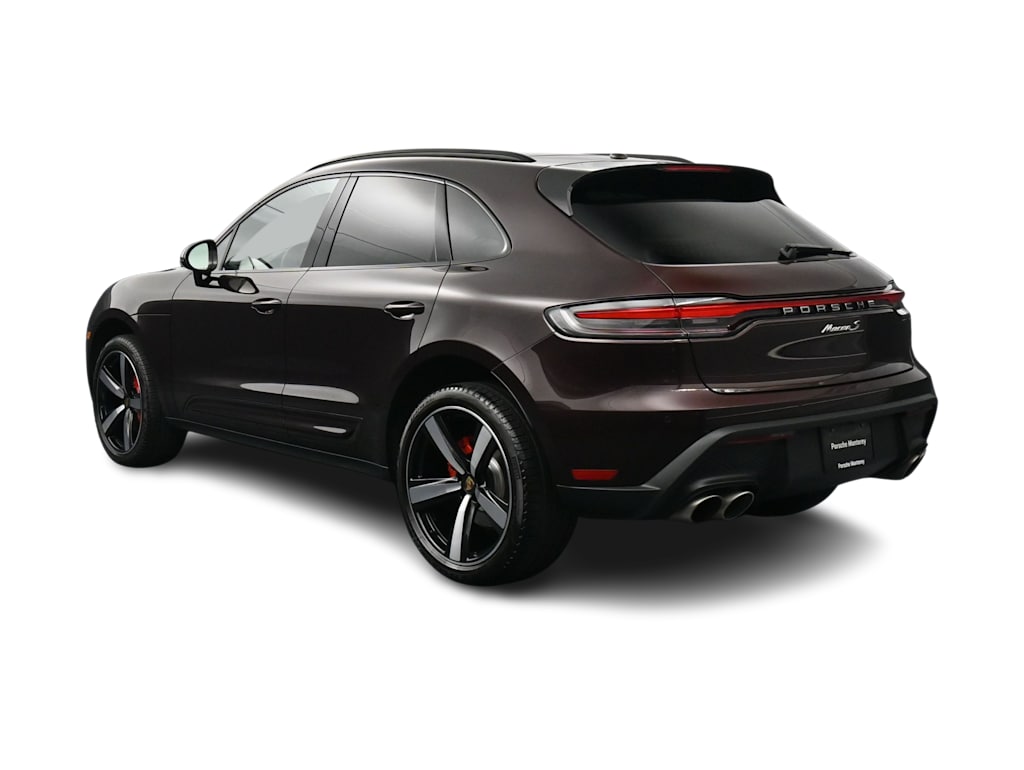 Thumbnail: 2026 Porsche Macan - 4
