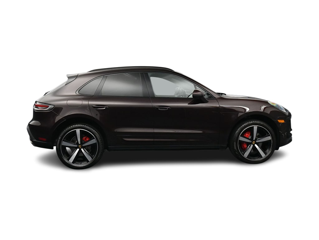 Thumbnail: 2026 Porsche Macan - 27