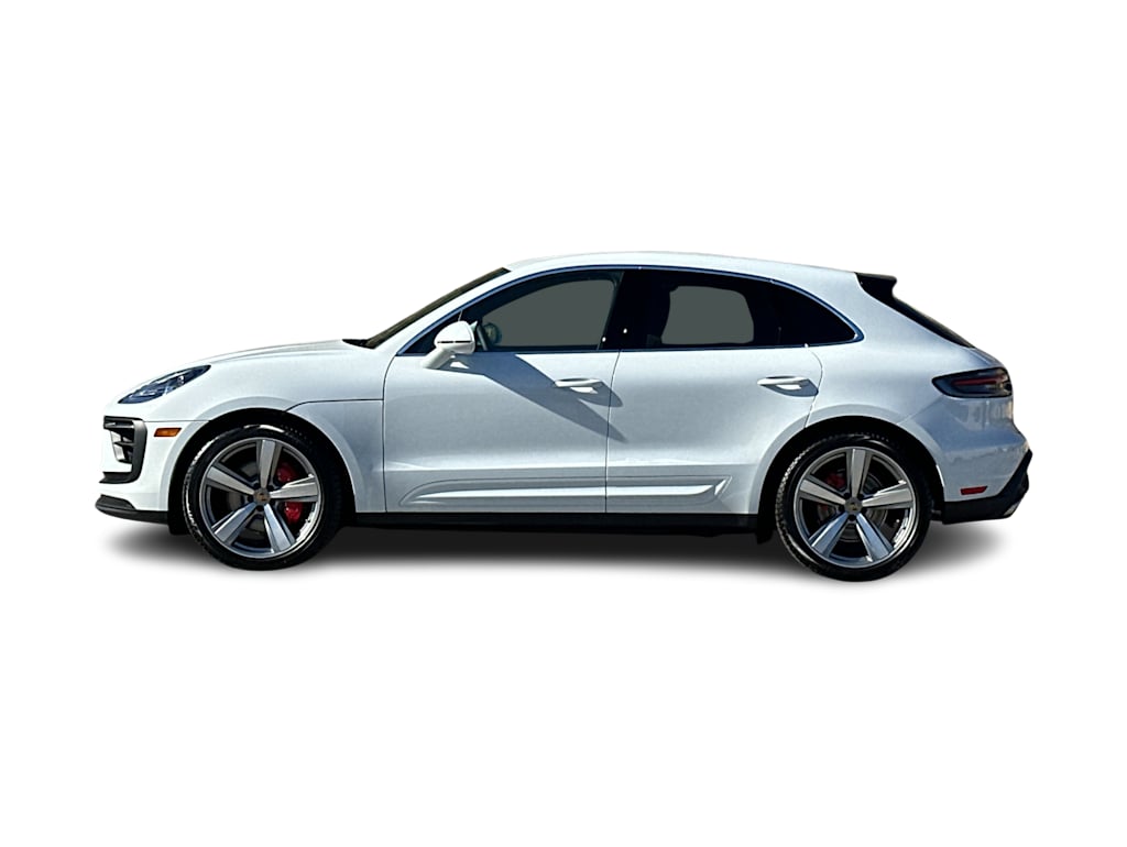 Thumbnail: 2026 Porsche Macan - 3