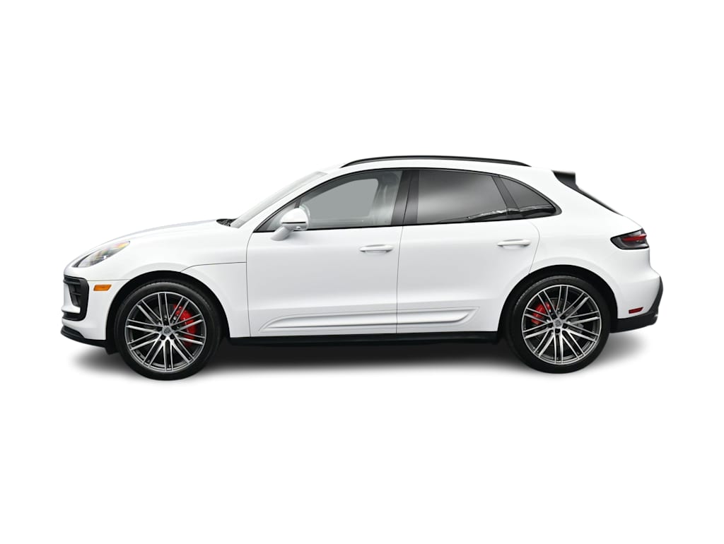 Thumbnail: 2026 Porsche Macan - 3