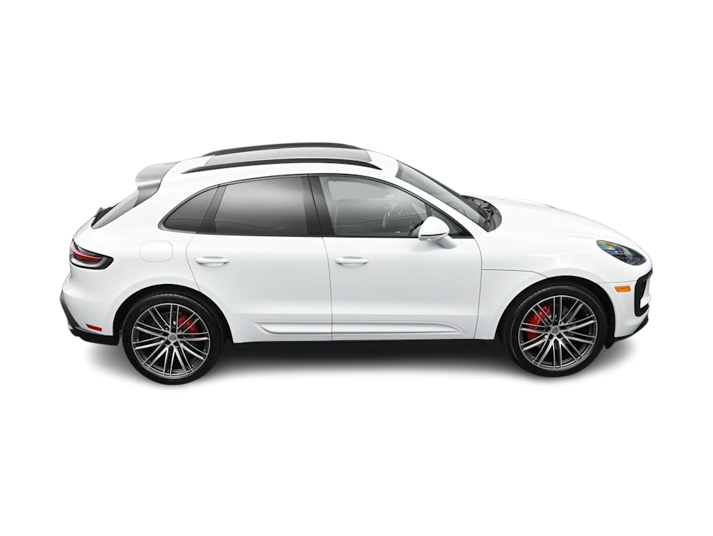 Thumbnail: 2026 Porsche Macan - 33