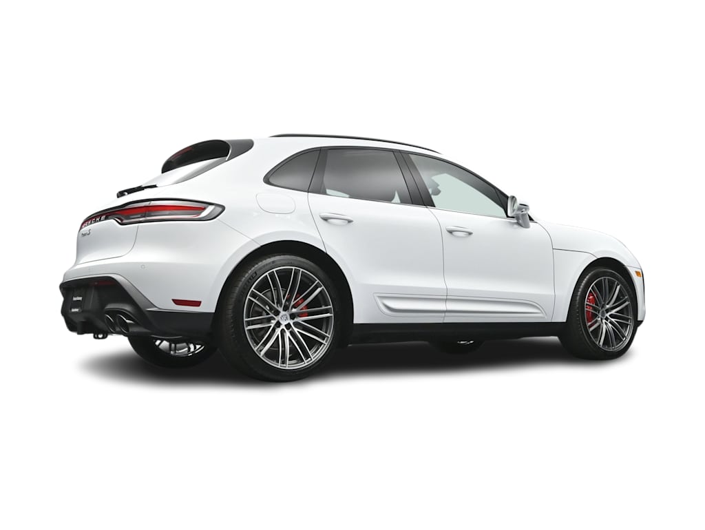Thumbnail: 2026 Porsche Macan - 40