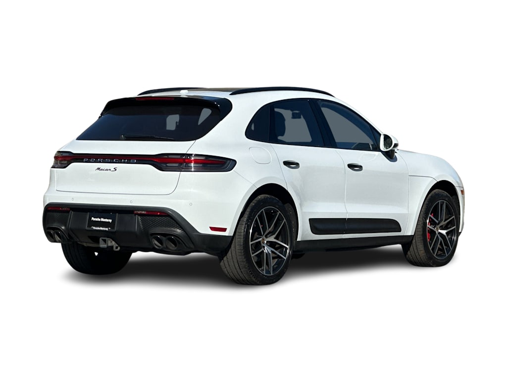 Thumbnail: 2022 Porsche Macan - 18