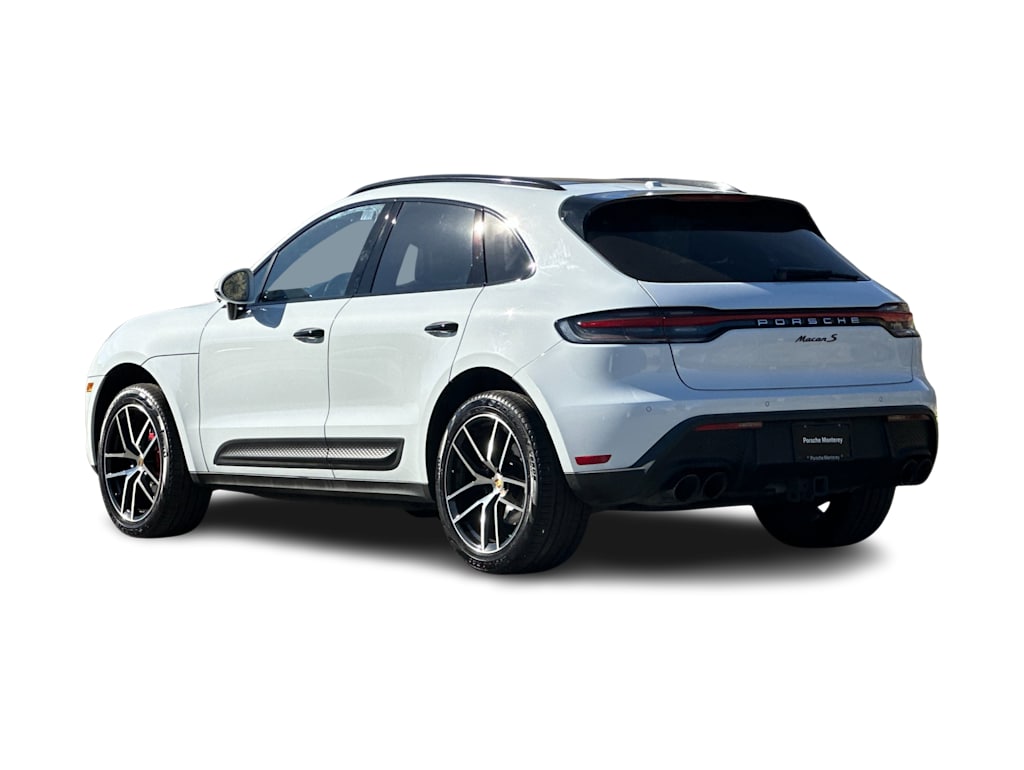 Thumbnail: 2022 Porsche Macan - 4
