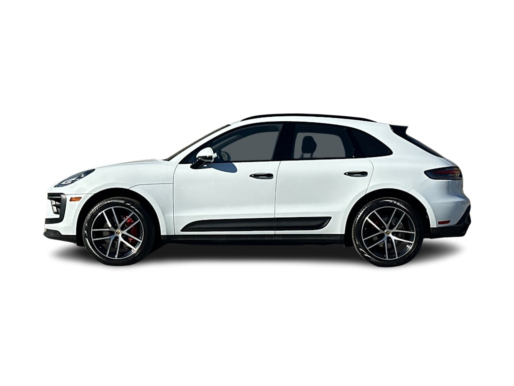 Thumbnail: 2022 Porsche Macan - 3