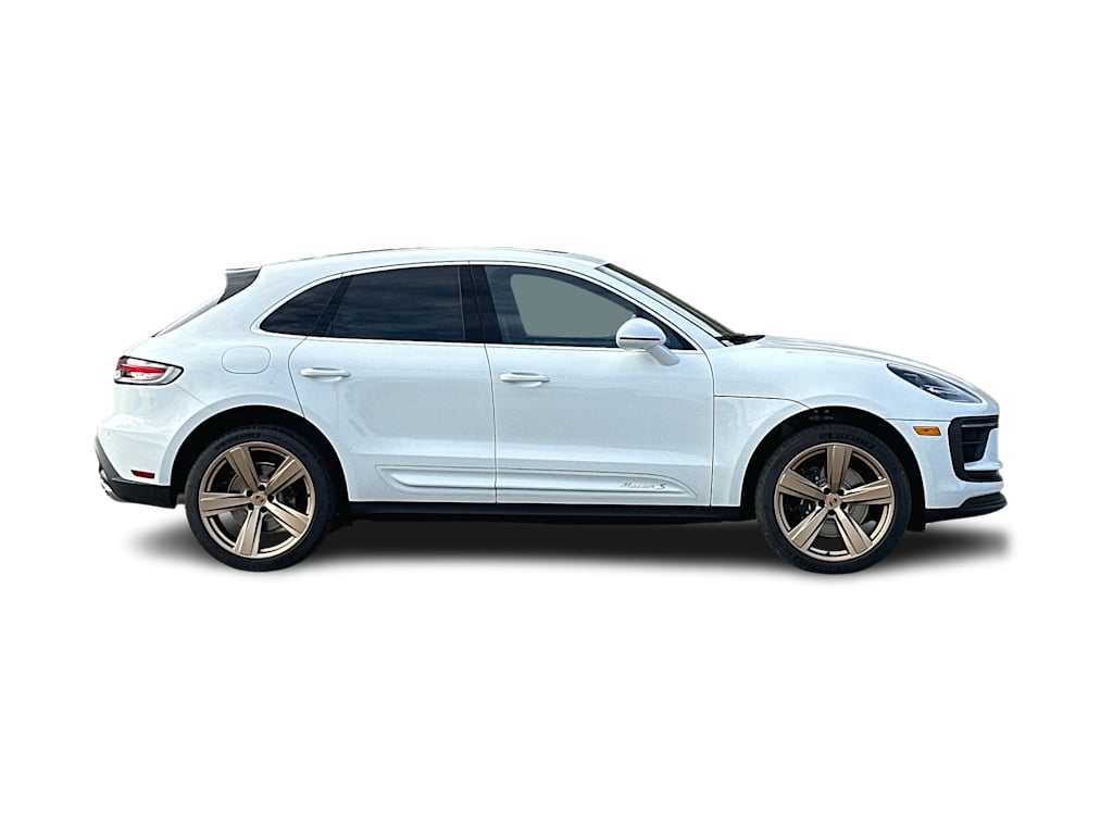 Thumbnail: 2024 Porsche Macan - 20