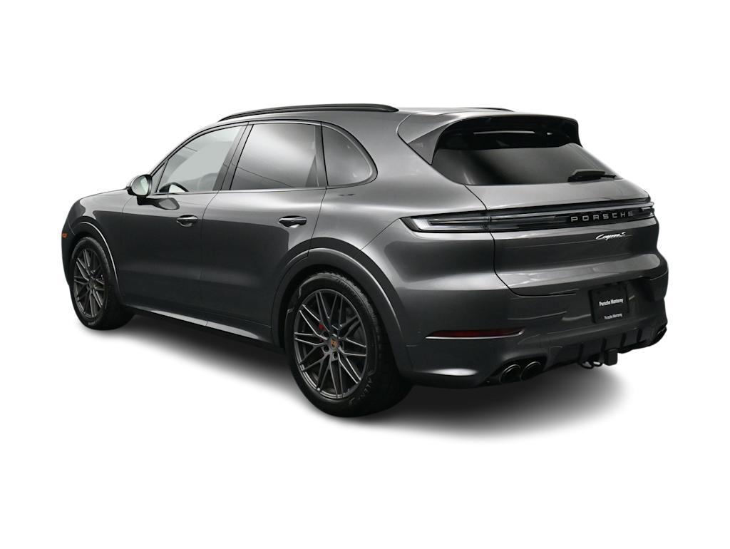 Thumbnail: 2026 Porsche Cayenne - 4