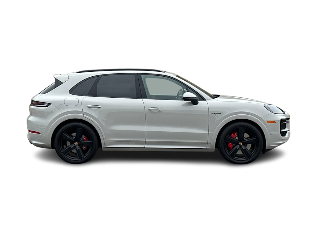 Thumbnail: 2025 Porsche Cayenne - 18