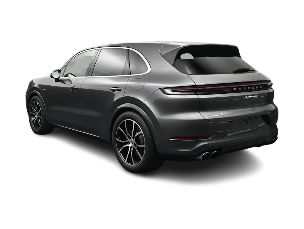 Thumbnail: 2026 Porsche Cayenne - 4