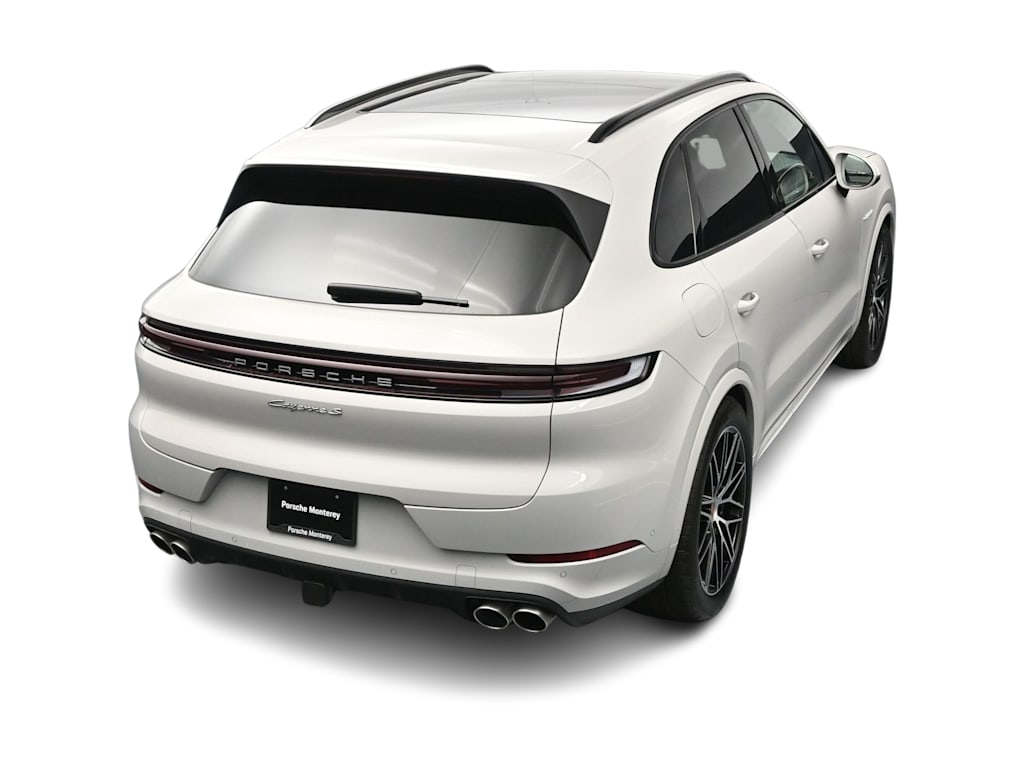 Thumbnail: 2026 Porsche Cayenne - 32