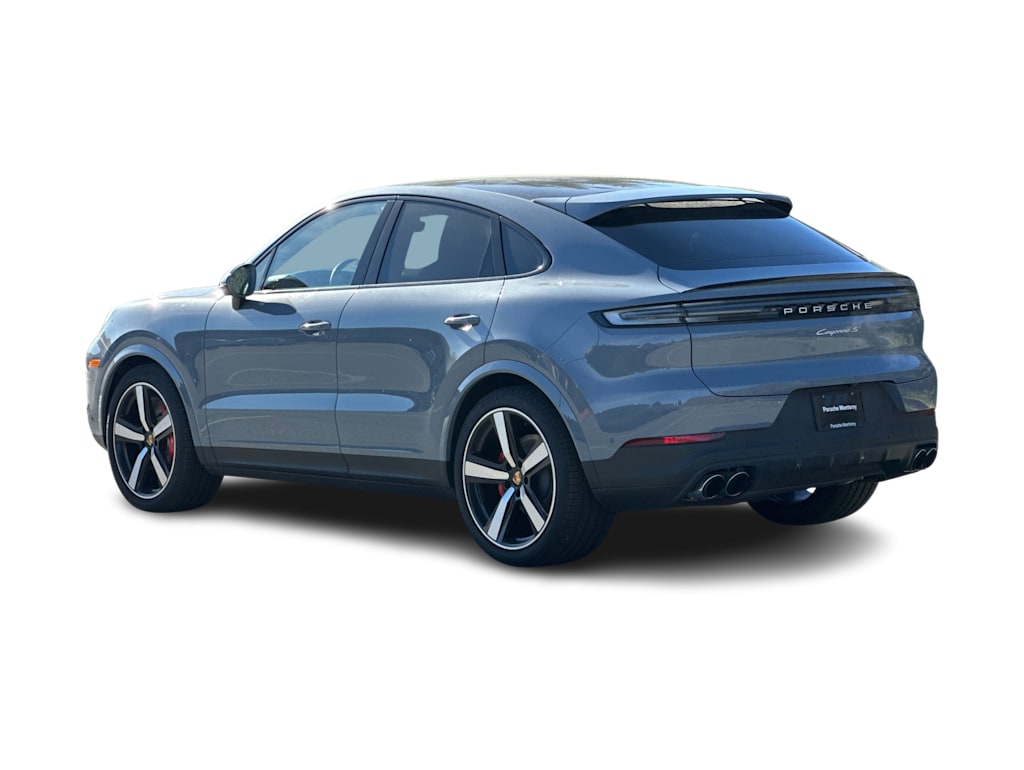 Thumbnail: 2024 Porsche Cayenne - 4
