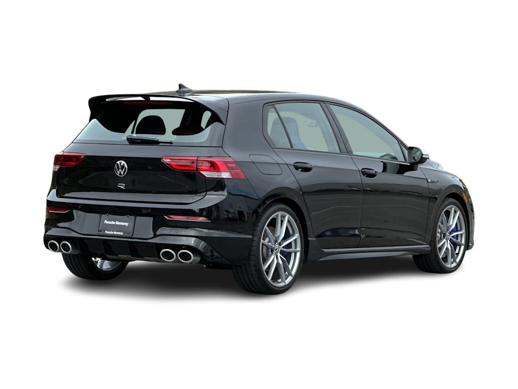 2024 Volkswagen Golf SE 18