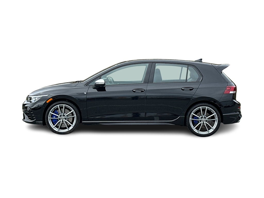 2024 Volkswagen Golf SE 3