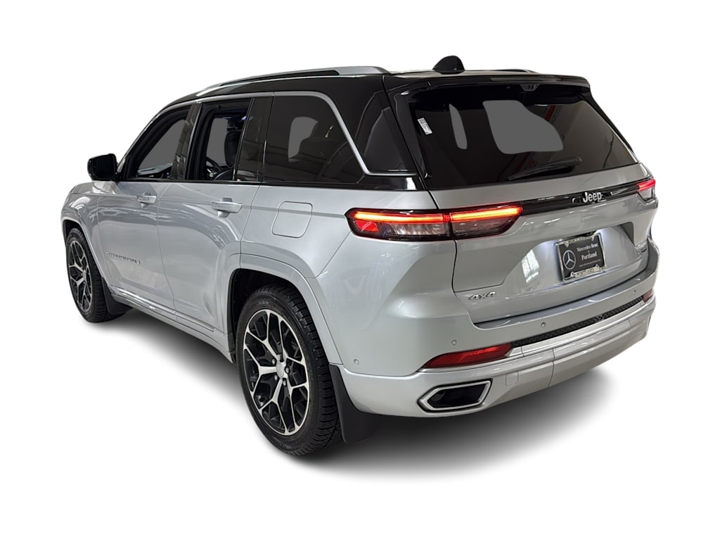 Thumbnail: 2022 Jeep Grand Cherokee - 4