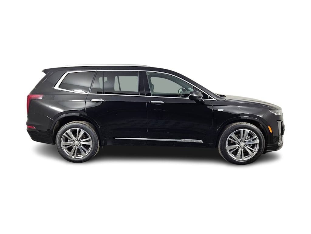 Thumbnail: 2023 Cadillac XT6 - 22