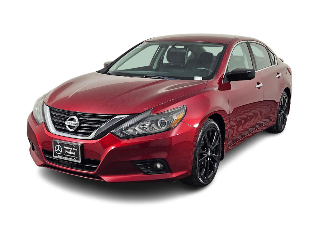 Used 2017 Nissan Altima SR with VIN 1N4AL3AP2HC268086 for sale in Casper, WY