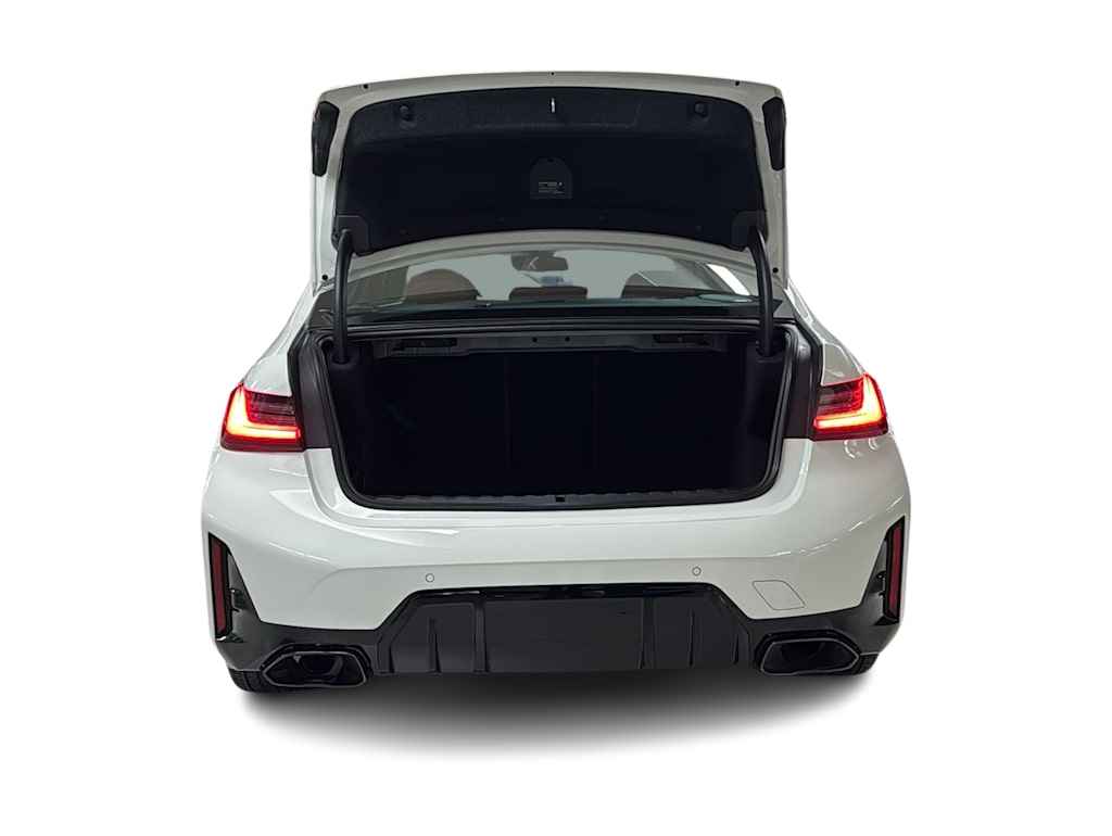 Thumbnail: 2024 BMW 3 Series - 18