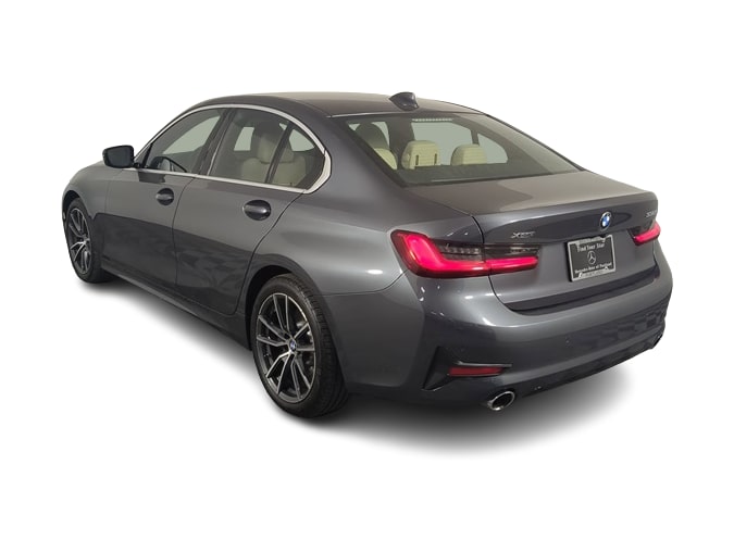 Thumbnail: 2021 BMW 3 Series - 4