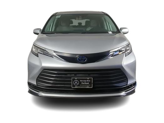 2022 Toyota Sienna LE 6