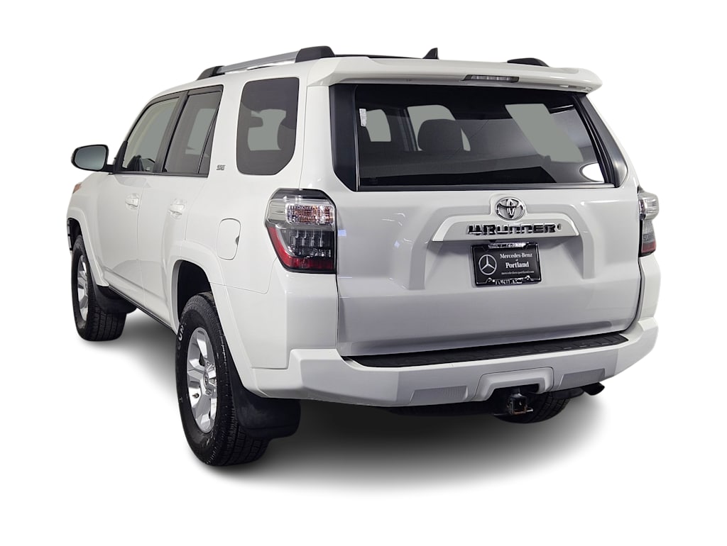 2019 Toyota 4Runner SR5 4