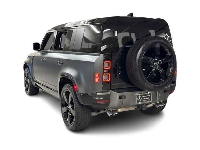Thumbnail: 2025 Land Rover Defender - 4