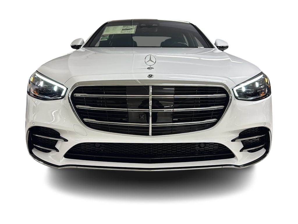 Thumbnail: 2025 Mercedes-Benz S-Class - 6