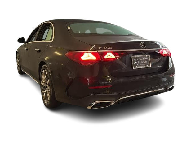 Thumbnail: 2026 Mercedes-Benz E-Class - 4