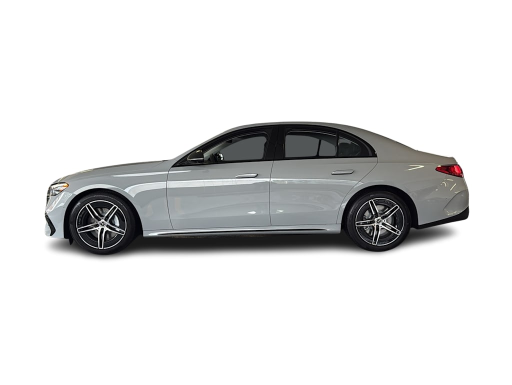 Thumbnail: 2026 Mercedes-Benz E-Class - 3