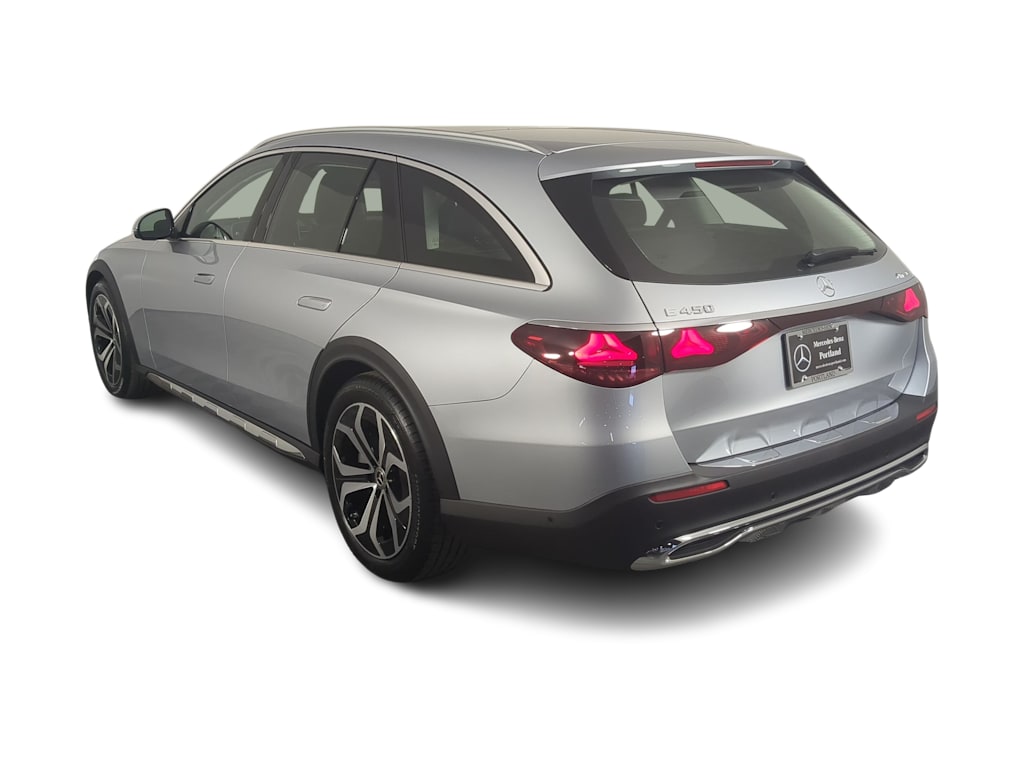 Thumbnail: 2026 Mercedes-Benz E-Class - 4