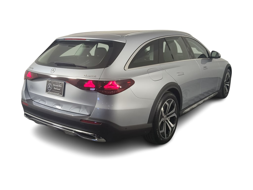 Thumbnail: 2026 Mercedes-Benz E-Class - 20