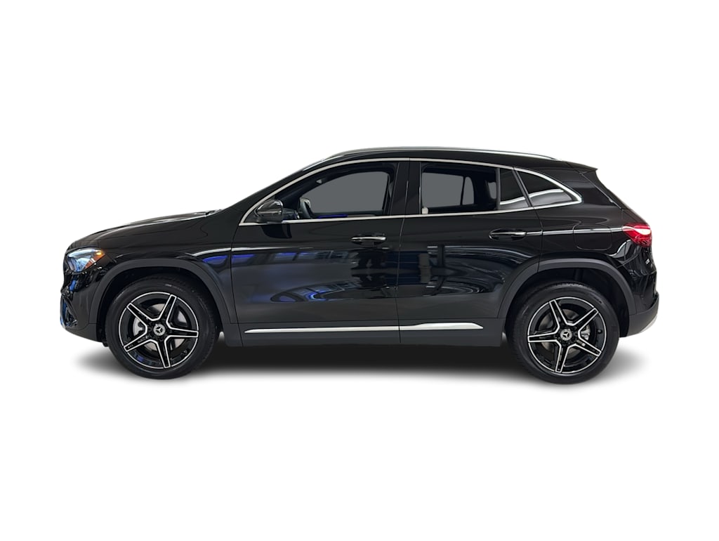 Thumbnail: 2026 Mercedes-Benz GLA - 3