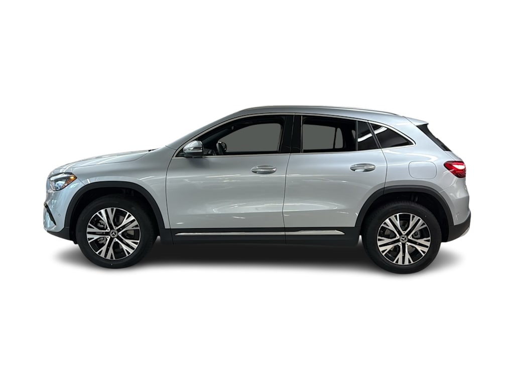 Thumbnail: 2026 Mercedes-Benz GLA - 3