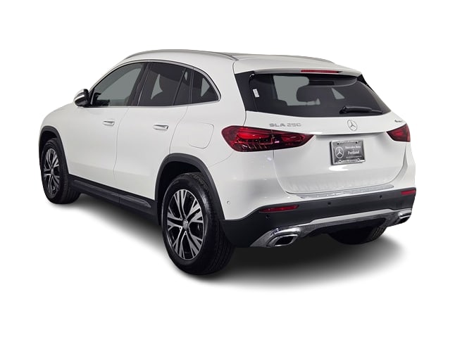 Thumbnail: 2025 Mercedes-Benz GLA - 4