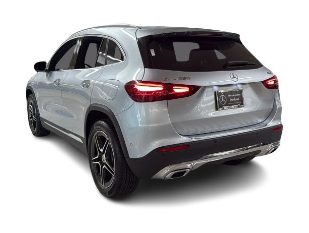 Thumbnail: 2026 Mercedes-Benz GLA - 4