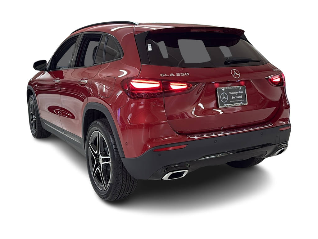 Thumbnail: 2026 Mercedes-Benz GLA - 4