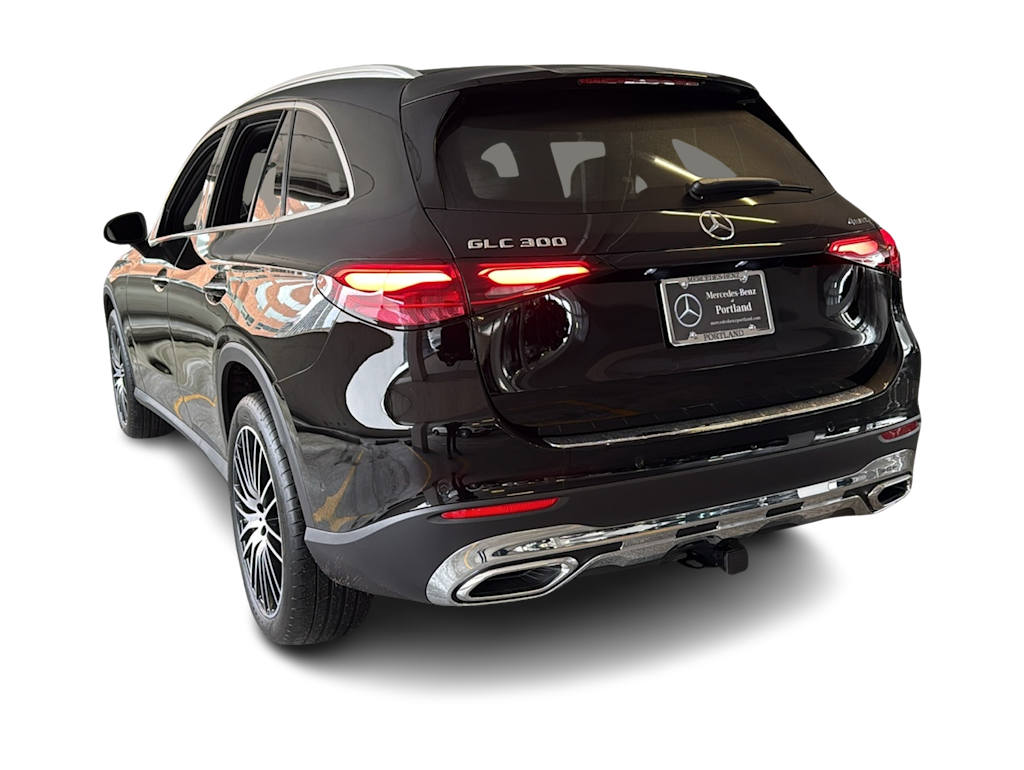 Thumbnail: 2025 Mercedes-Benz GLC - 4
