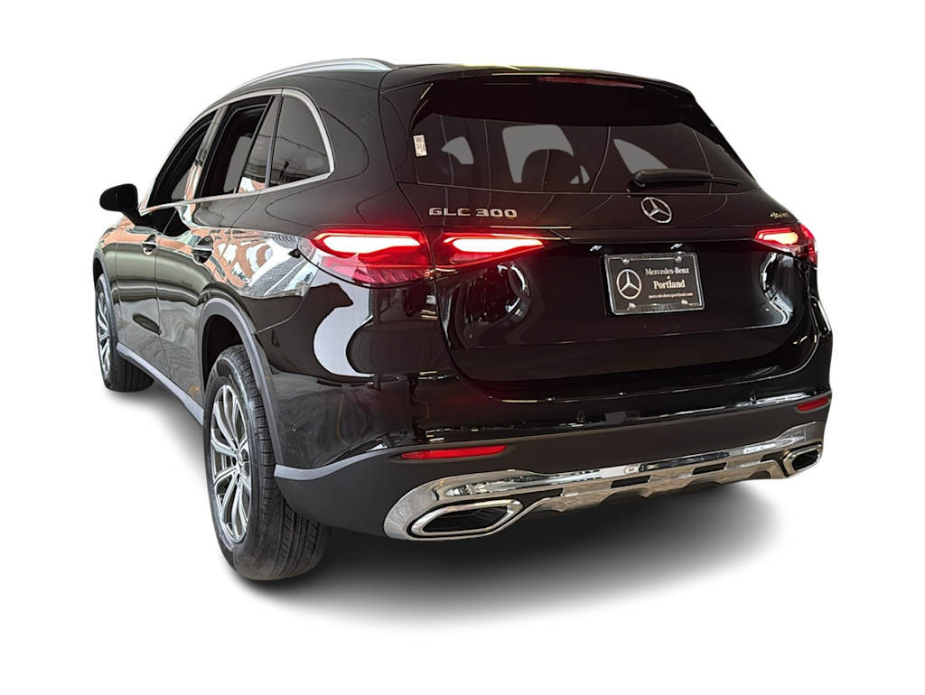Thumbnail: 2026 Mercedes-Benz GLC - 4