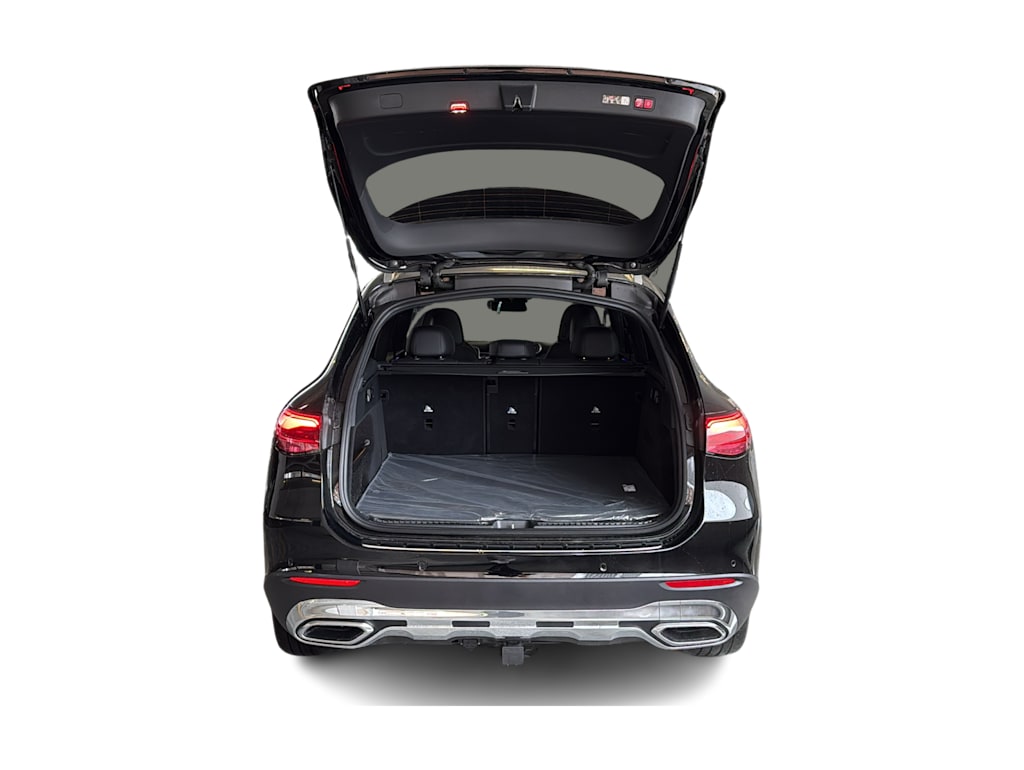 Thumbnail: 2025 Mercedes-Benz GLC - 18