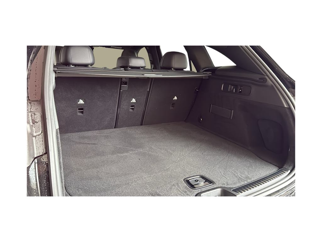 Thumbnail: 2025 Mercedes-Benz GLC - 32