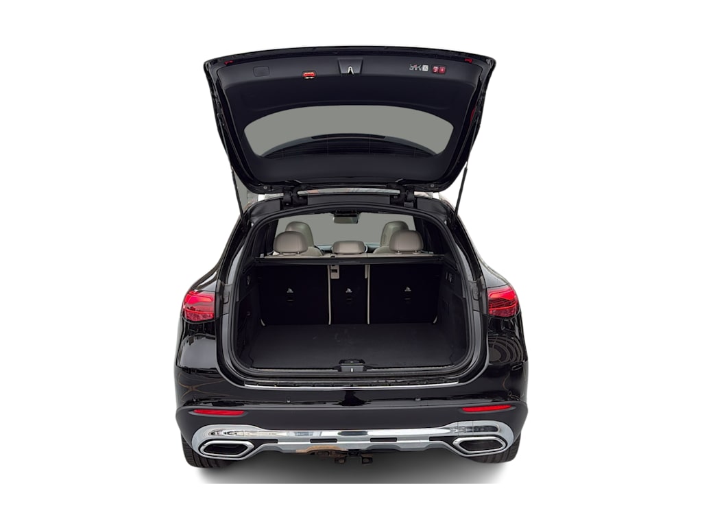 Thumbnail: 2025 Mercedes-Benz GLC - 18