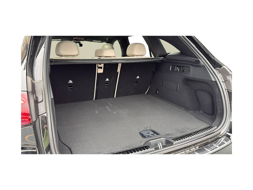 Thumbnail: 2025 Mercedes-Benz GLC - 34