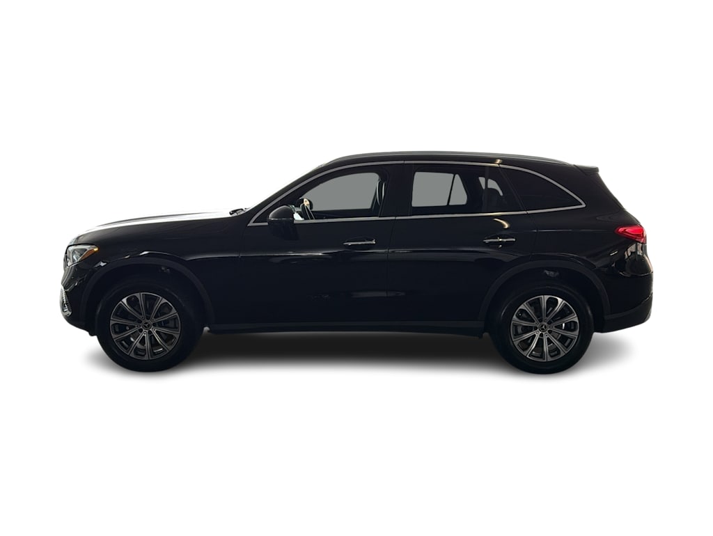 Thumbnail: 2026 Mercedes-Benz GLC - 3