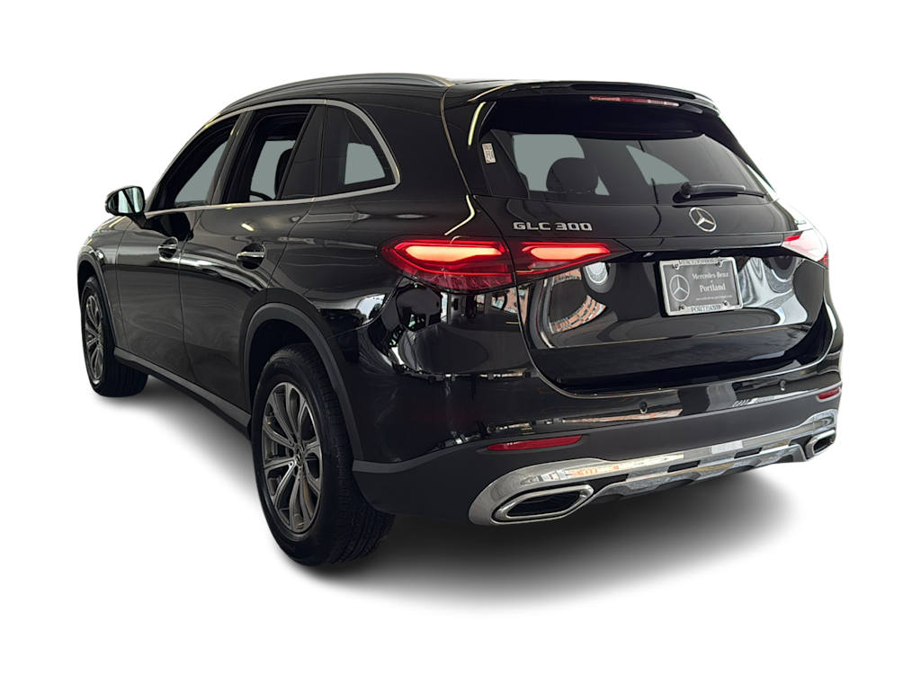Thumbnail: 2026 Mercedes-Benz GLC - 4