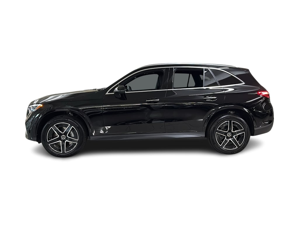 Thumbnail: 2026 Mercedes-Benz GLC - 3