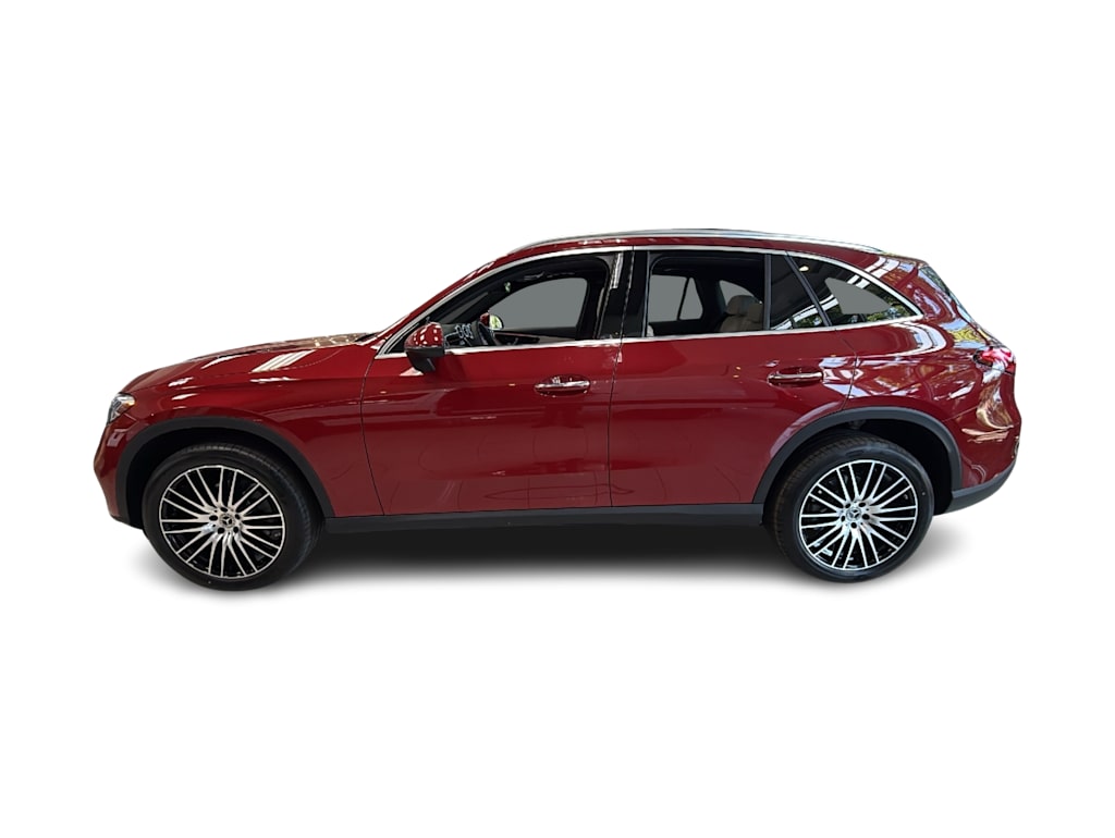 Thumbnail: 2026 Mercedes-Benz GLC - 3
