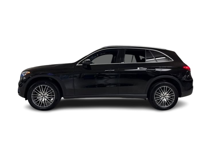 Thumbnail: 2026 Mercedes-Benz GLC - 3